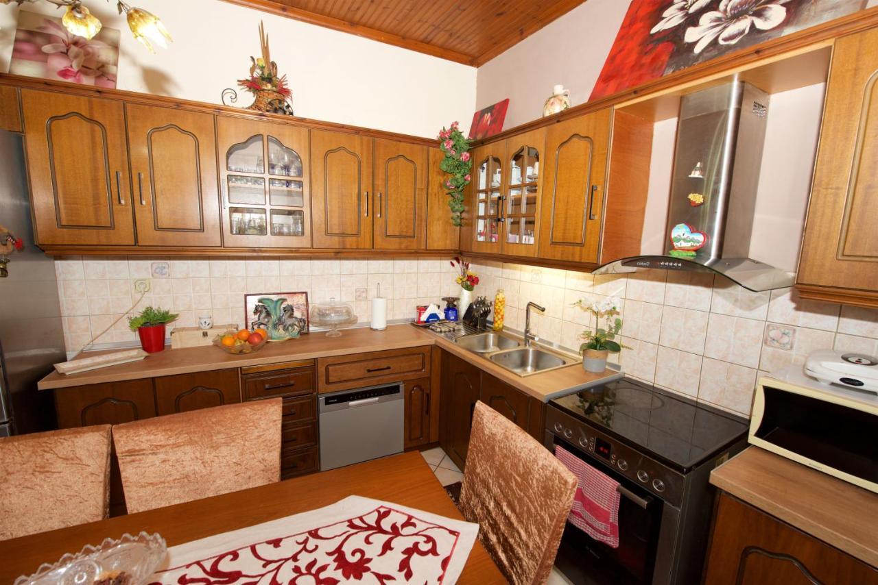 Apartment Deluxe Makrades